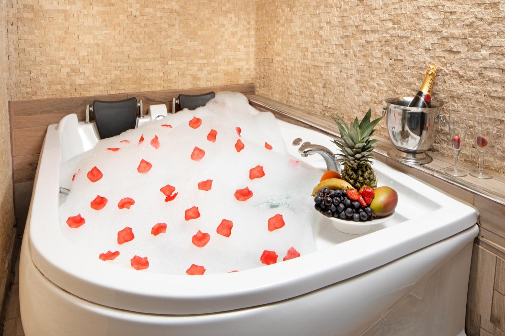 Istanbul Hotel & Suites Buitenkant foto