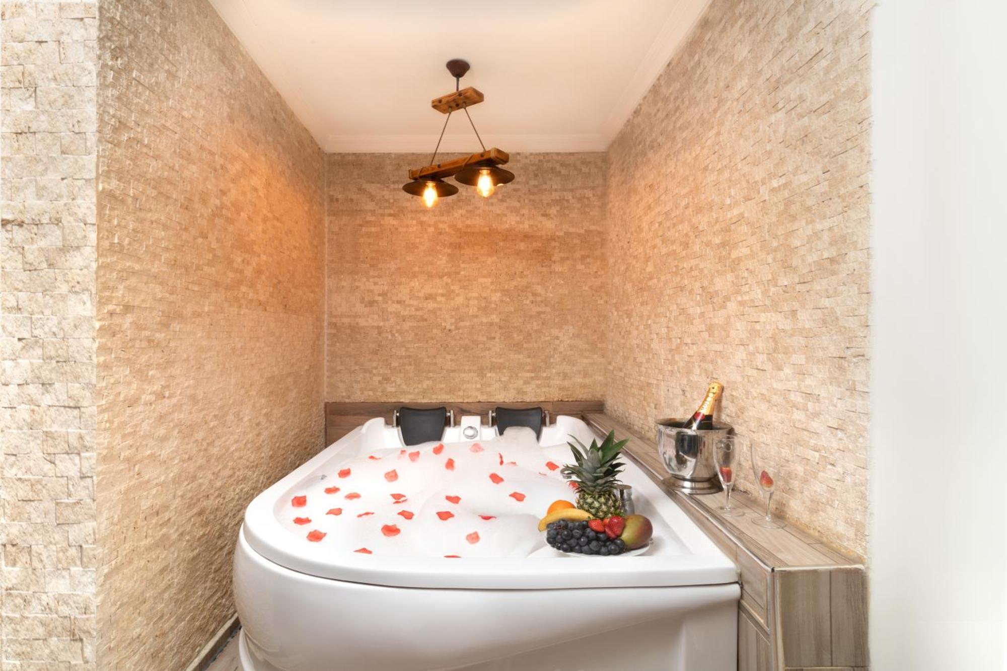 Istanbul Hotel & Suites Buitenkant foto