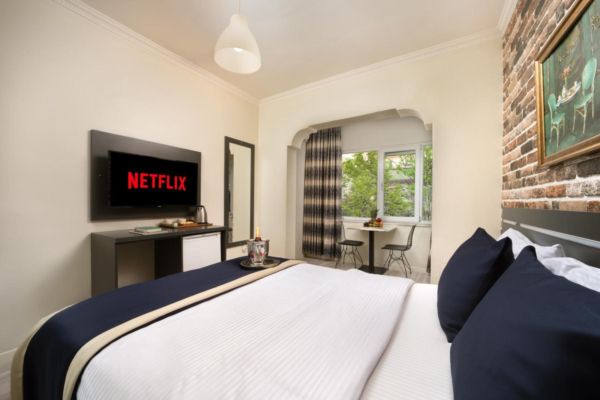 Istanbul Hotel & Suites Buitenkant foto